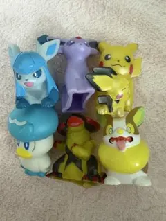 ポケモンキッズ ピカチュウ＆ピチューワンパチオノノクスクワッスグレイシアエーフィ