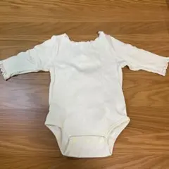 クリーム色ロンパース（95cm未満）