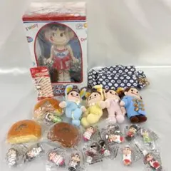 不二家 ペコちゃん 人形 缶ケース キーホルダー セット 不二家 ペコちゃん 人形 缶ケース キーホルダー セット - メルカリ