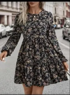 花柄フレアワンピース 黒