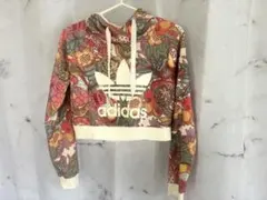 adidas 花柄 クロップドパーカー