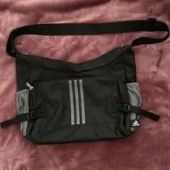 adidas ショルダーバック