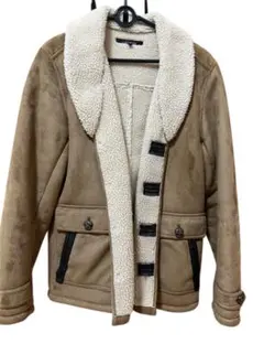 ボア襟付きブラウンジャケット