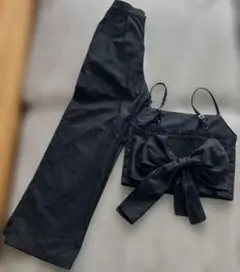 ブラックリボン付きキャミソール　パンツ　セットアップ　レピピアルマリオ