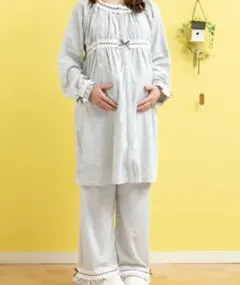 マタニティパジャマ　授乳用前開き 　長袖　授乳口付き　サーモンピンク