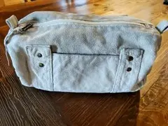 豚皮の小物入れ（中古品）