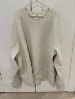 スフレヤーンクルーネックセーター