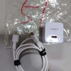Aukey USB-C充電器 PA-T12 30W