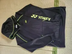 値下げ　YONEX フード付きウォームアップウェア 黒/緑