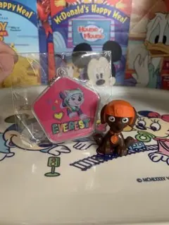 パウパトロール エベレスト ズーマ キーホルダー フィギュア 2点セット