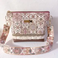 Raspberrysherbet様専用　インド刺繍生地　ハンドメイド