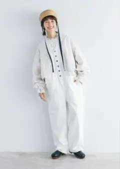 新品タグ付きサマンサモスモス　カズミコラボリバーシブルジャケット　白