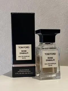 TOM FORD ROSE D'AMALFI オードパルファム 50ml - メルカリ