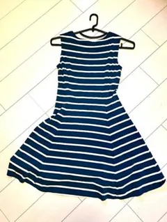 ユニクロ　青と白のボーダー ノースリーブワンピース