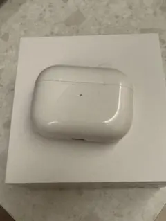 AirPods本体のみ　ホワイト 充電ケース付き　A2700