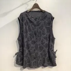 美品◇慈雨 ジウ センソユニコ ノースリーブ ベスト センソユニコ 慈雨 ジウ ノースリーブ - メルカリ