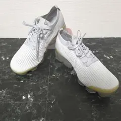 新品同様 極美品Nike エアヴェイパーマックスフライニットⅢ 28.5cm