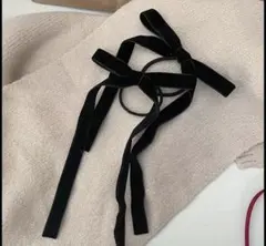 リボンヘアアクセサリー 2個セット　かわいい　軽量　シンプル　ブラック　黒