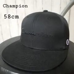 美品 Champion キャップ 58cm ブラック キャップ 帽子