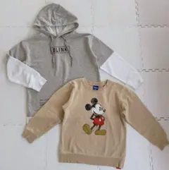 キッズ130〜140㎝ミッキー柄＋フード付き長袖トレーナートップス2点セット