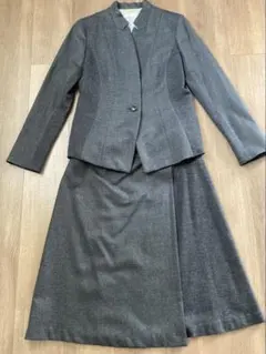 WORLD グレー スカートスーツ 上下セット