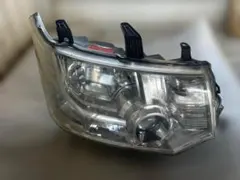 三菱 純正 デリカD5 《 CV5W 》 右ヘッドライト 運転席側のサムネイル