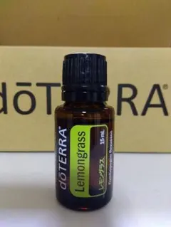 ドテラ doTERRA レモングラス15ml【新品未開封】のサムネイル