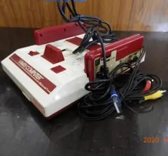 ④AV仕様ファミコン 美しい画像USB電源でしっかり遊べる！シンプル