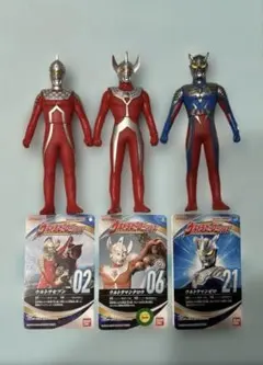 ソフビ　ウルトラマンフィギュア　3体セット　タグカード付き