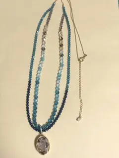 スワロフスキークリスタルネックレス