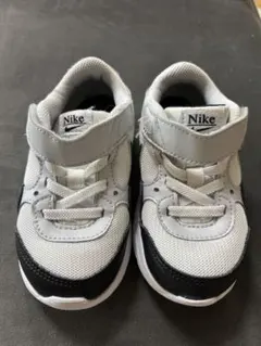 Nike スニーカー エアクッション付き ベルクロ