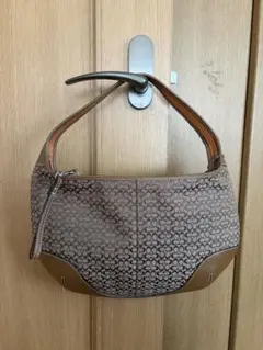 【美品】COACH コーチ ミニシグネチャー デミ ハンドバッグ 6332 美品】COACH コーチ ミニシグネチャー デミ ハンドバッグ 6332 - メルカリ
