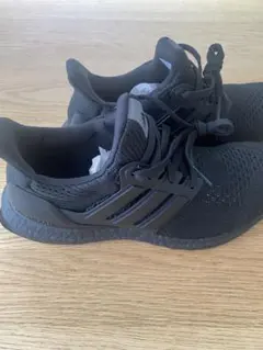 アディダス【ADIDAS】ウルトラブースト　24.5cm