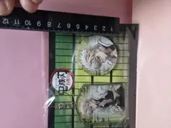 鬼滅の刃不死川実弥缶バッチ、アクリルキーホルダーセット