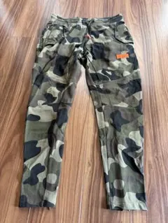 Item thumbnail for item b5c7988f-ecc1-441b-9063-f1c517f7335c