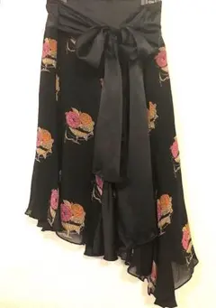 U.T.AーWORLD Ciel Reiv花柄フレアスカート