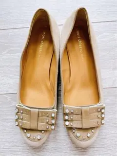 tsumori chistato ベージュスエードパンプス