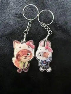 ジュディとニック ハローキティ コラボ アクリルキーホルダー