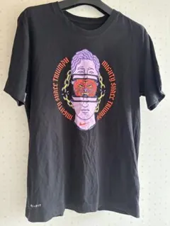 新品未使用　NIKE Tシャツのサムネイル