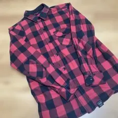 アズールバイマウジー☆メンズ☆赤チェック長袖シャツ☆Mサイズ