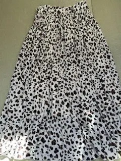 ヒョウ柄プリーツロングスカート