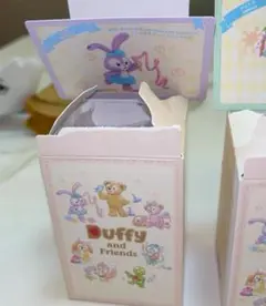 上海ディズニー　ステラルーpop martコラボフィギュア 置物