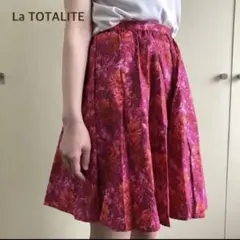 La TOTALITE ラトータリテ リバティプリントフレアスカートのサムネイル