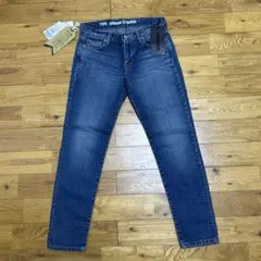 Item thumbnail for item cb72d50a-58f7-4de6-96ba-700f2427285b