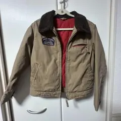 ファー襟付きベージュジャケット