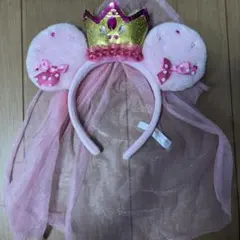 ピンクのミッキーマウス風カチューシャ