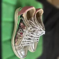 Item thumbnail for item 08f6965f-f1c3-4a04-aa32-b96f9f7fac31