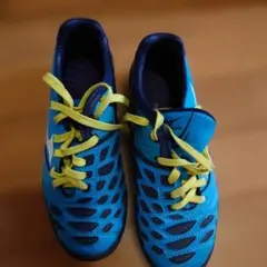 サッカーシューズ 青 ミズノイグニタス