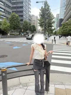 INGNI web限定 サイドリボンカットアウトフレアデニムパンツ