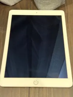 値下げiPad 第5世代 ゴールド セルラーモデル SIMフリー 32GB - メルカリ